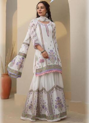 White Floral Embroidered Kurta Set