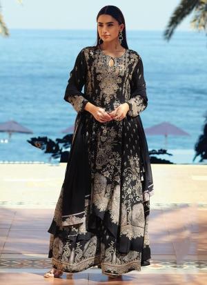 Black & Gold Embroidered Tunic Set