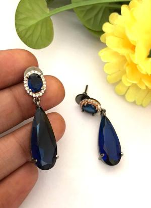 Elegant Blue Earrings