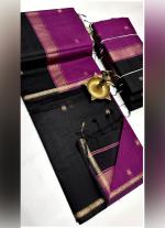 Black And Purple Silk Cotton Saree with Sleek Borders & Contrast Pallu