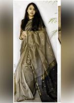 Artisanal Silk Cotton Saree with Contrast Pallu